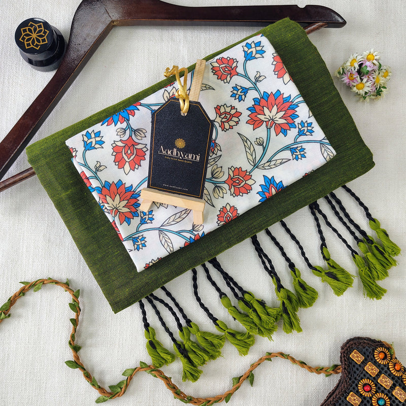 Green Handloom Cotton Saree With Designer Blouse