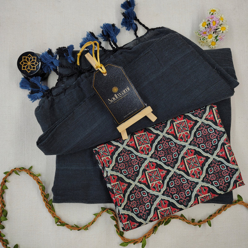 Grey Handloom Cotton Saree With Designer Blouse