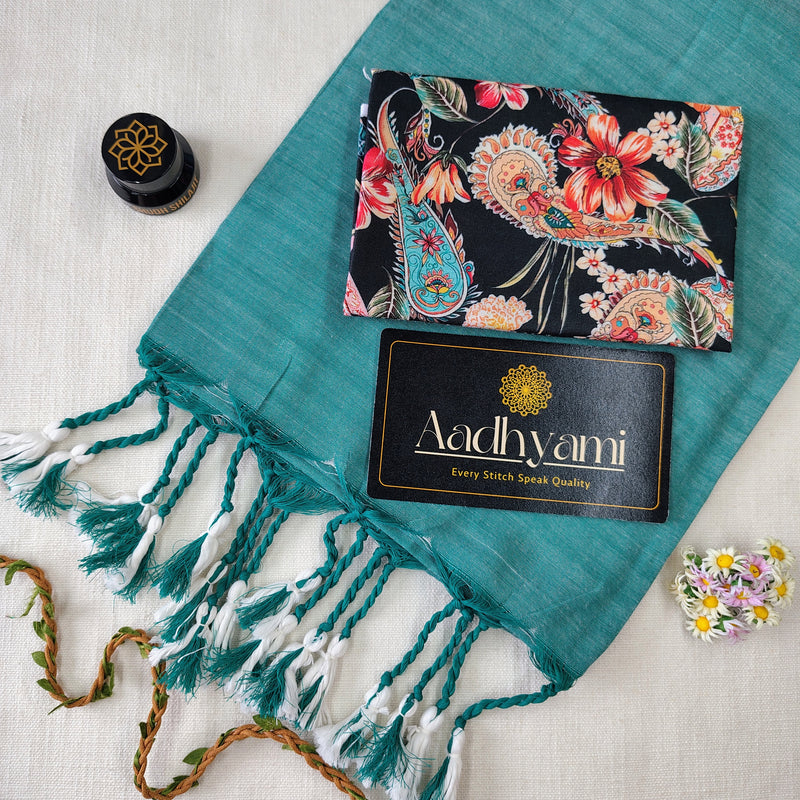 C Green Handloom Cotton Saree With Designer Blouse